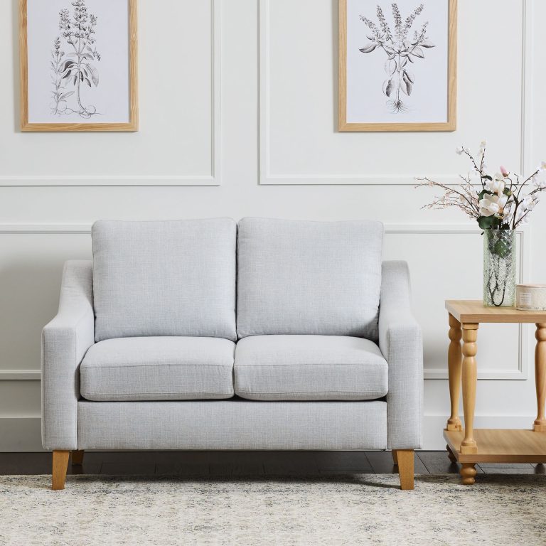 Curvilinear Elegance: Exploring the Beauty and Functionality of West Elm’s Stunning Lamp