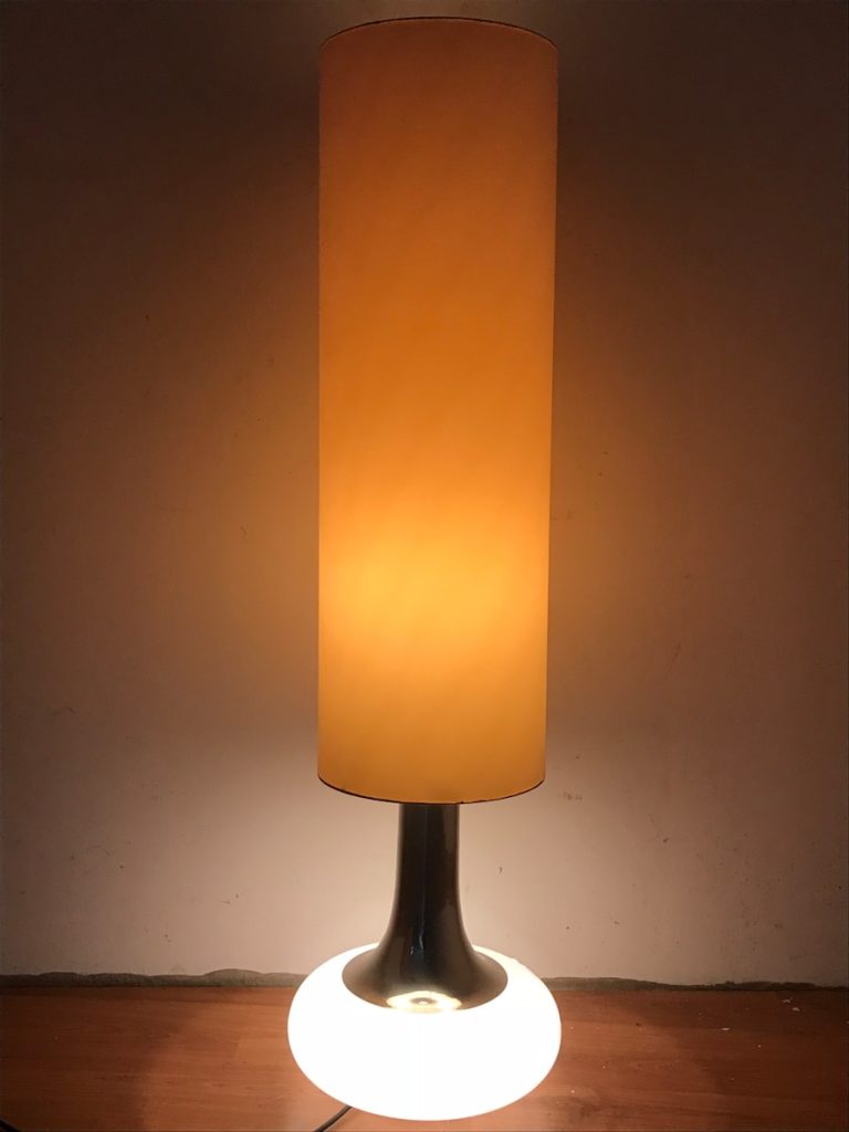 Upgrade Your Living Room with a Rechargeable LED Table Lamp