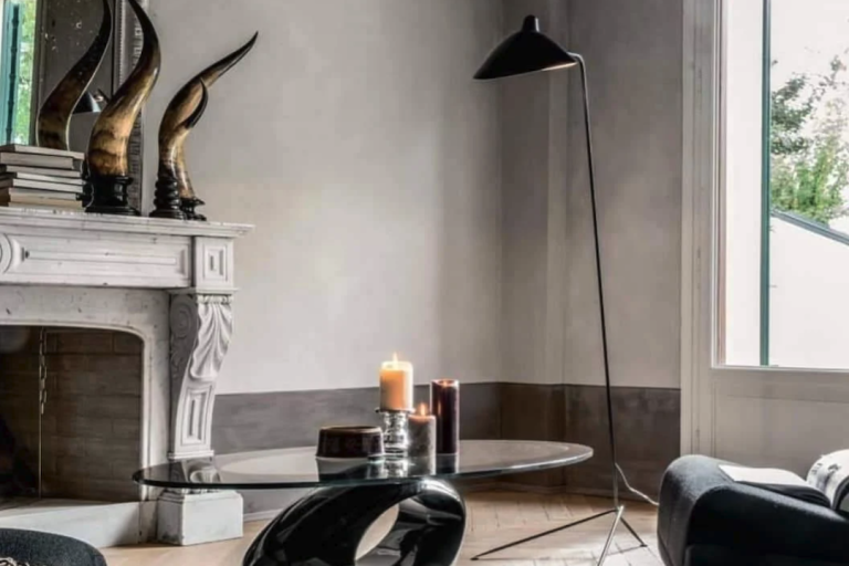 Modern Duckbill Floor Lamp with Bracket: A Single-Lamp Solution