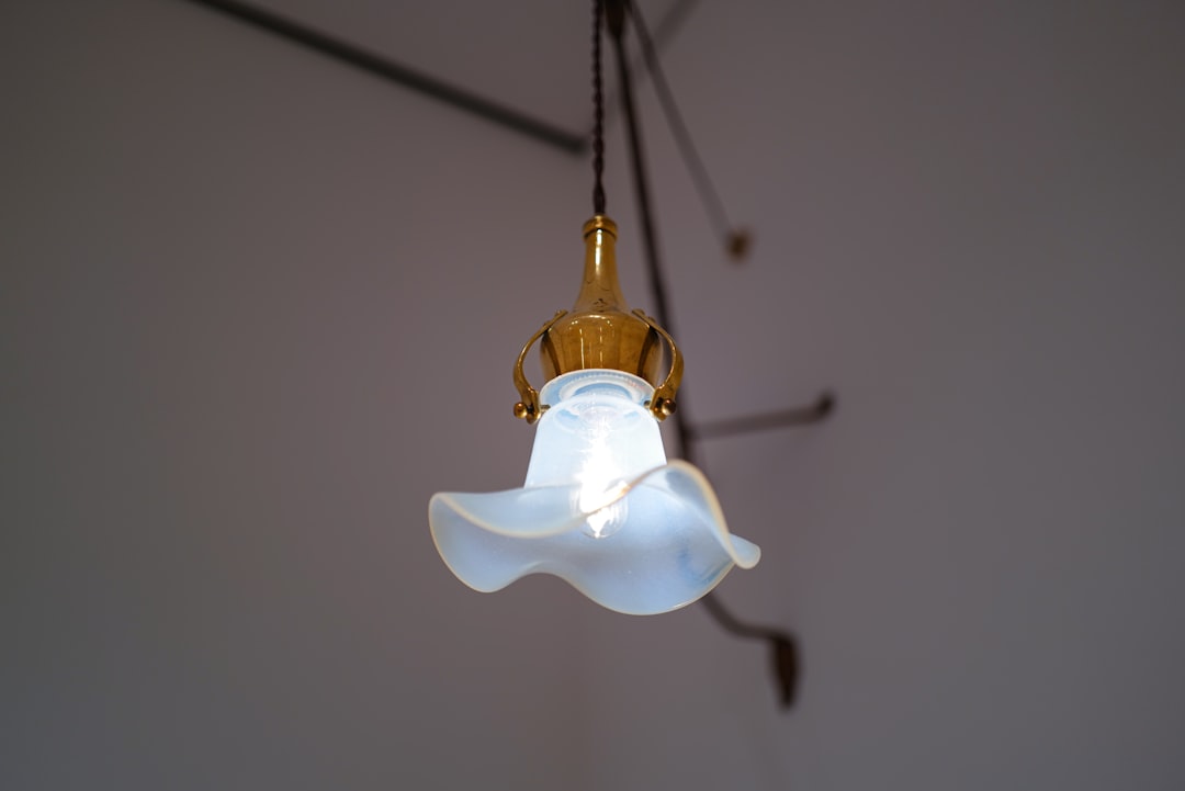 Photo Scandinavian frosted glass pendant